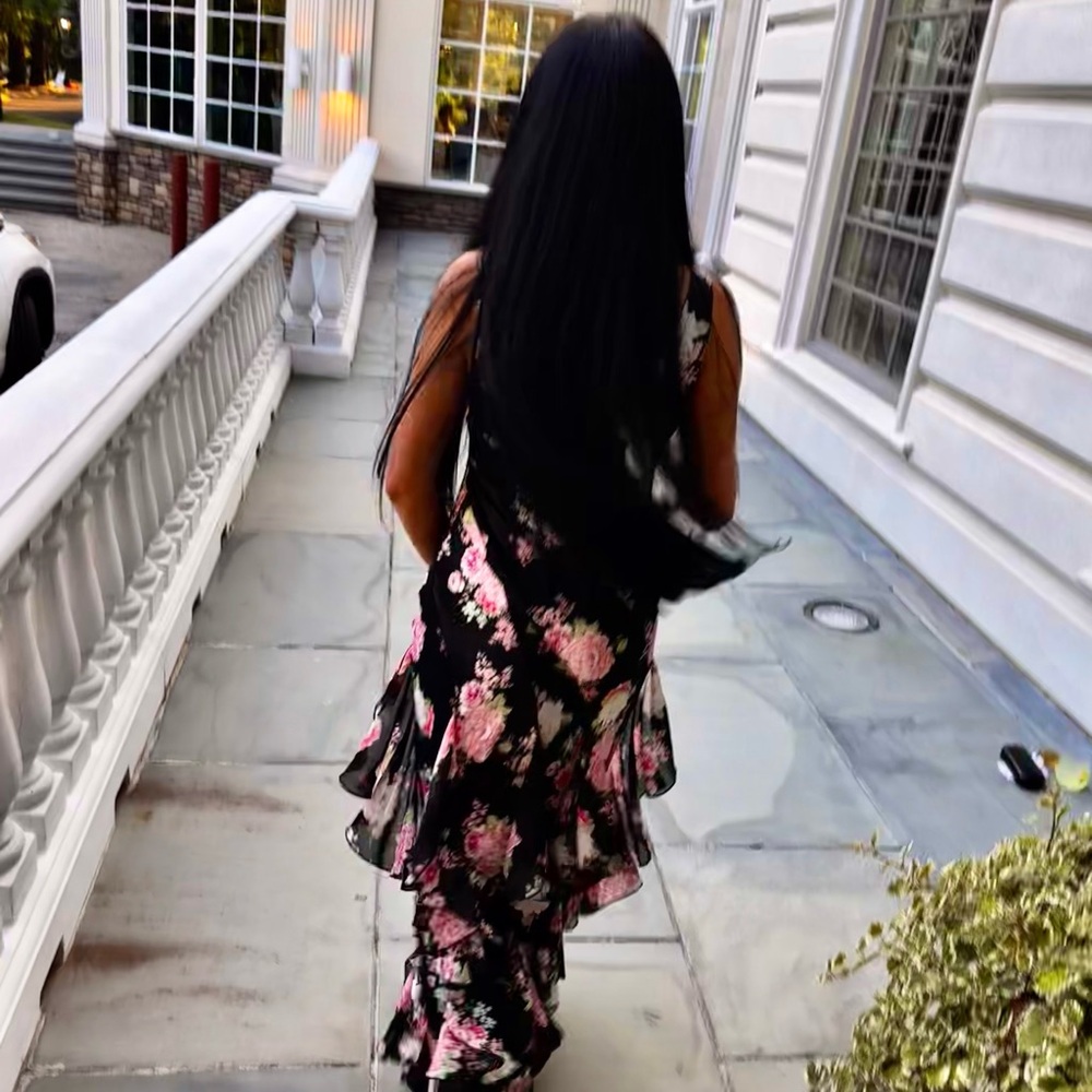 Elegant Black and Pink Sleeveless V-neck Maxi dress for Wedding guest / Events